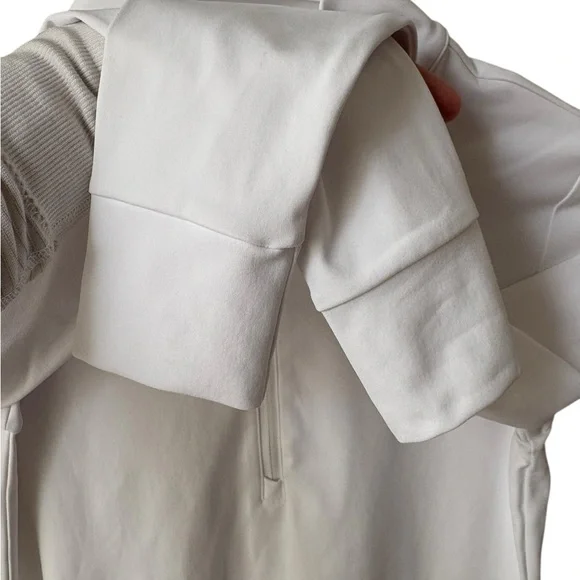 Vuori Studio Half Zip White - Picture 7 of 9